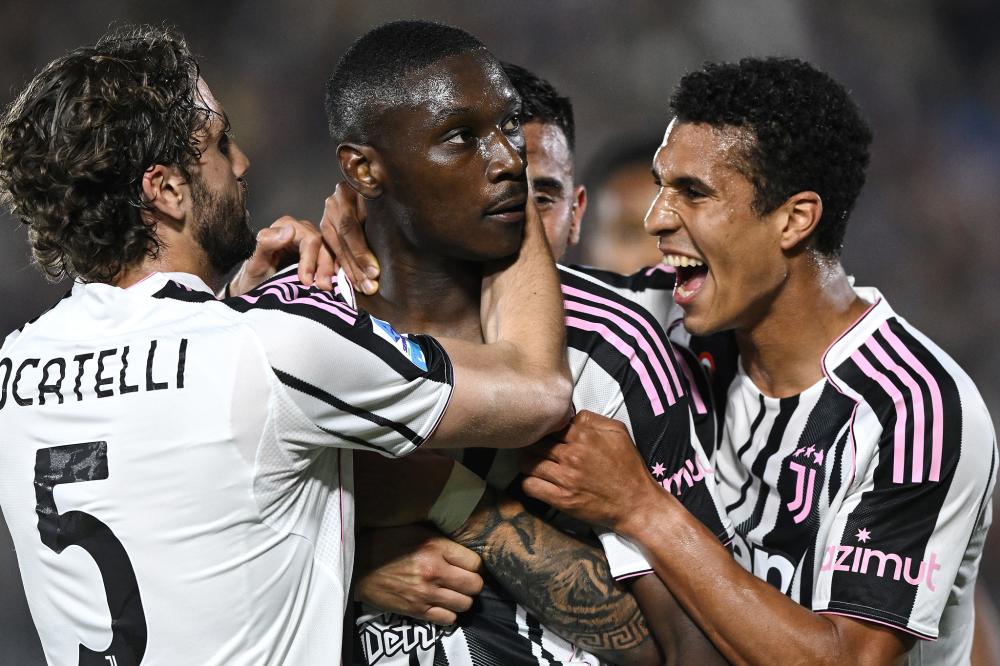 球星赛后感谢队友：这是团队的胜利