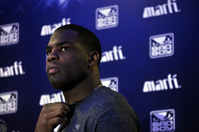 外媒评世界杯百大球星：姆巴佩领跑，哈兰德第2，梅西第8，C罗仅列25