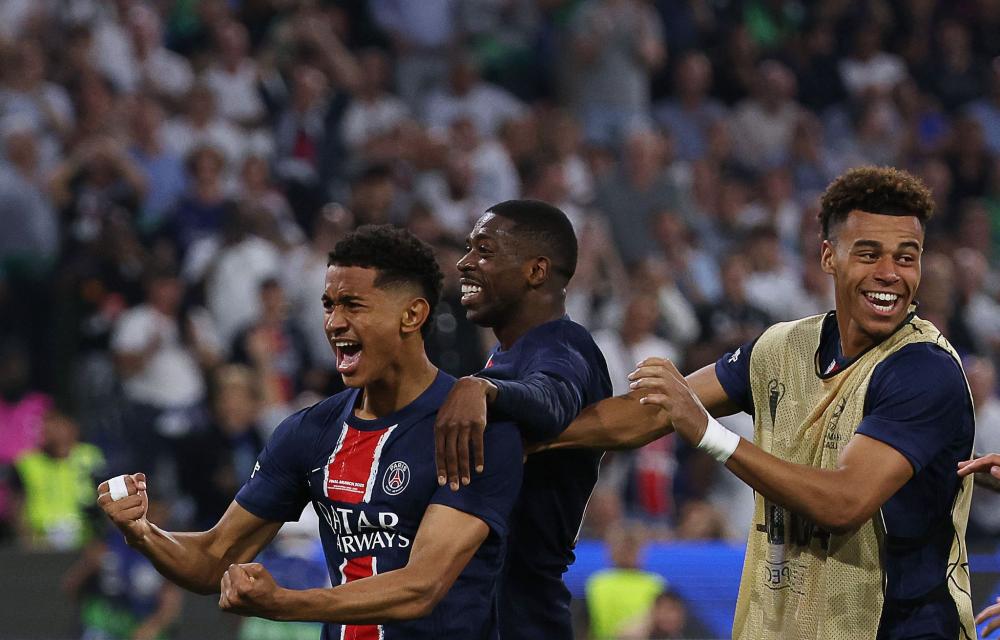 梅西不是不防守，而是将更多的精力都投入到进攻中去了！